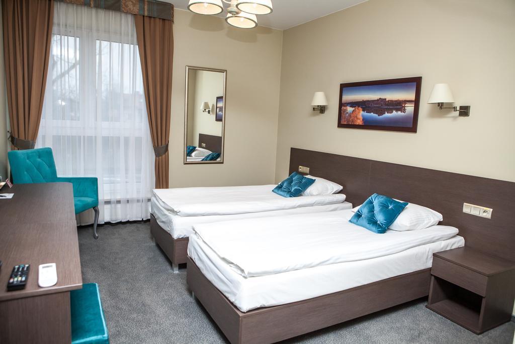 Hotel Sokolowska Airport Modlin Nowy Dwor Mazowiecki Room photo